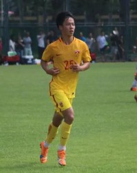  巴黎圣日耳曼青训小将上演帽子戏法  